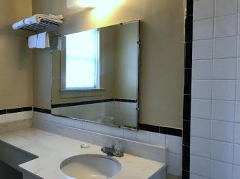Economy Inn